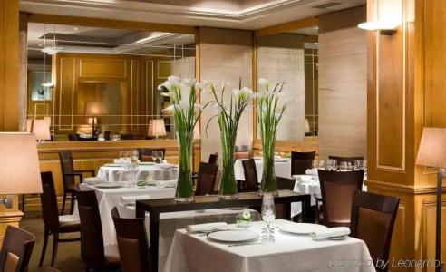 Sofitel Paris Baltimore Tour Eiffel - 25