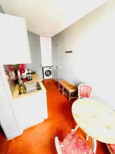 Le Pavillon - 77