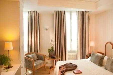 Hôtel De l'Arcade - 30