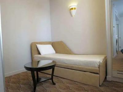 Mercure Paris Opéra Faubourg Montmartre - 135