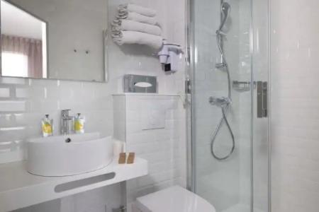 Hôtel L'Interlude - 64