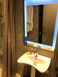 Hilton Garden Inn Istanbul Airport - 108