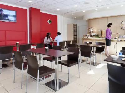 ibis Paris Ornano Montmartre Nord 18ème - 25