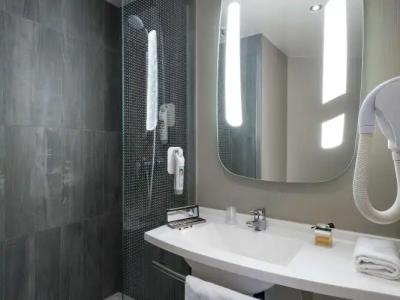 ibis Paris Ornano Montmartre Nord 18ème - 10