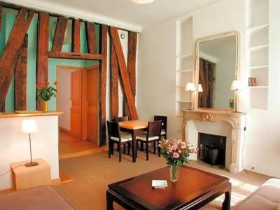 Hôtel Du Jeu De Paume - 163