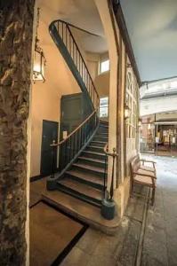 Hôtel Du Jeu De Paume - 166
