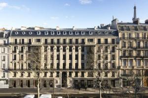 La Clef Tour Eiffel by The Crest Collection Mini-hotel, Paris