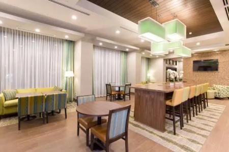 Hampton Inn by Hilton Lloydminster - 25