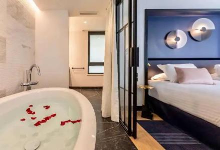 Best Western Plus Crystal,,Bar & Spa - 79