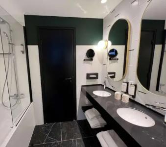 Best Western Plus Crystal,,Bar & Spa - 7