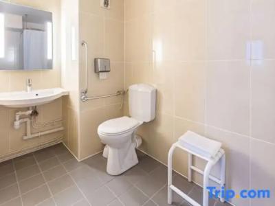 B&B Mulhouse Centre - 55