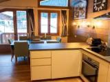 3 Bedrooms Apartment with mountain view