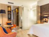 Standard room with city view