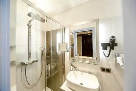 Best Western Richelieu Lyon Part-Dieu - 61