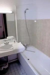 Hôtel La Source - 25