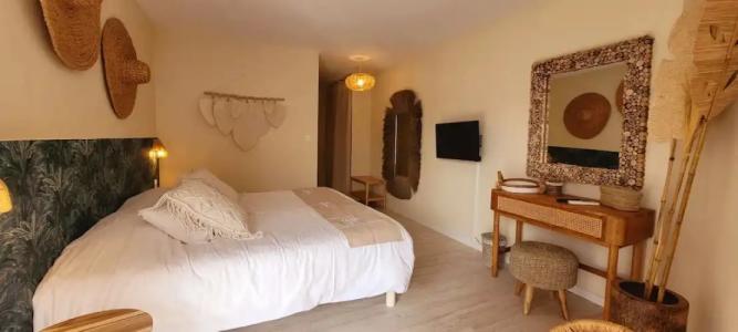 Tennis International - 20