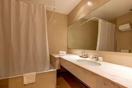 Hôtel Le Yachtman, The Originals Collection - 81