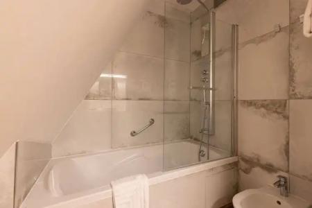 Hôtel Le Yachtman, The Originals Collection - 42