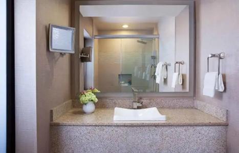 E Central Downtown Los Angeles - 40