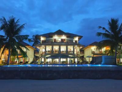 Sara Beachfront Boutique Resort - 3