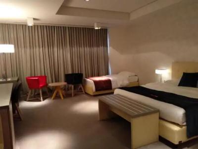 Best Western Premier Ark - 66