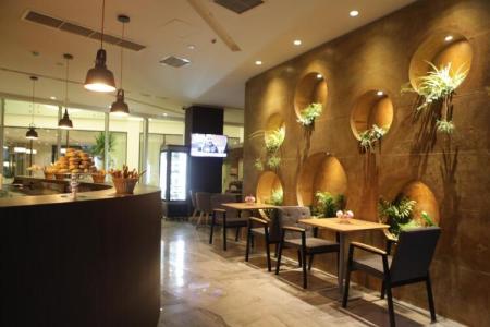 Best Western Premier Ark - 35