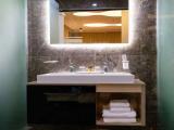 Deluxe Double Suite