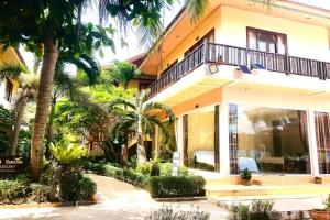 Family House Resort, Haad Rin