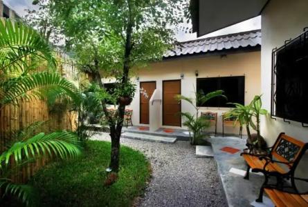 Karon Pool - 24