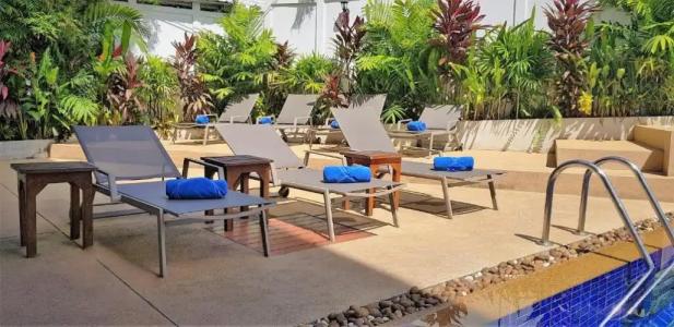 Karon Pool - 25