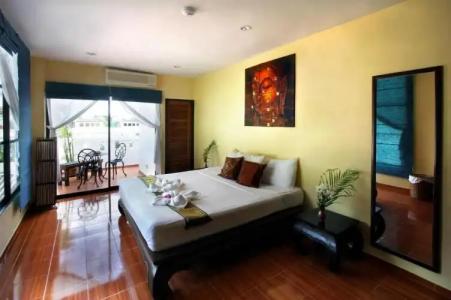 Karon Pool - 2