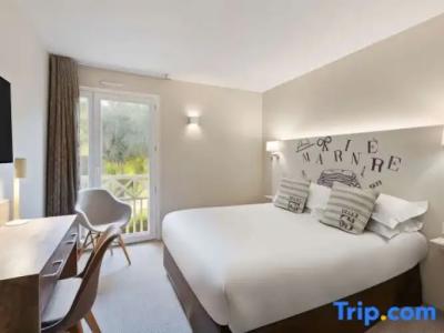 Best Western Plus Hyeres Cote D'Azur - 81