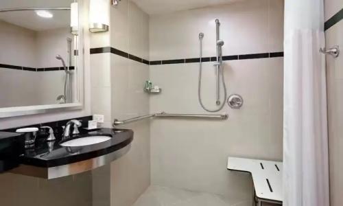 New York Hilton Midtown - 76