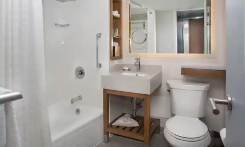 New York Hilton Midtown - 91