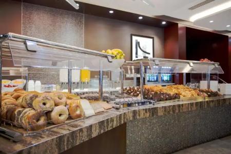 New York Hilton Midtown - 14