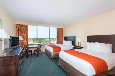 Ramada by Wyndham Kissimmee Gateway - 70