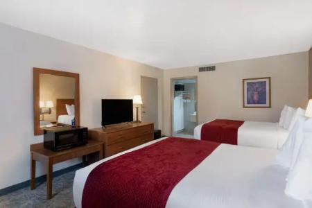 Ramada by Wyndham Kissimmee Gateway - 65