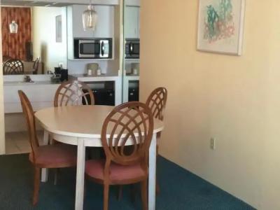 Ramada by Wyndham Kissimmee Gateway - 81