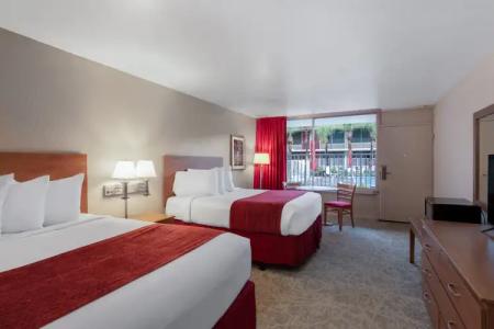 Ramada by Wyndham Kissimmee Gateway - 66