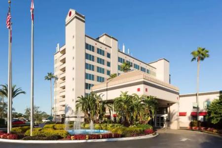 Ramada by Wyndham Kissimmee Gateway - 58