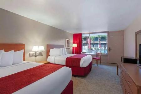 Ramada by Wyndham Kissimmee Gateway - 62
