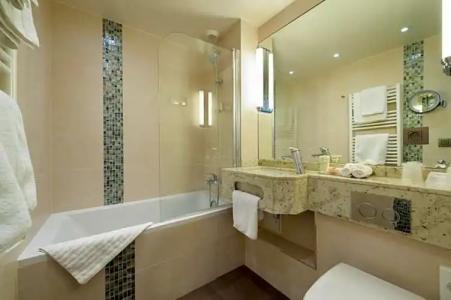 Best Western Plus Sydney Opera - 38