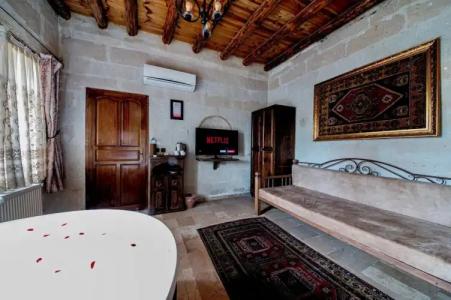 Chelebi Cave House - 80