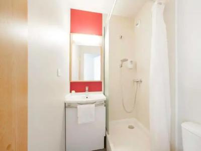 B&B Grenoble Centre Verlaine - 24