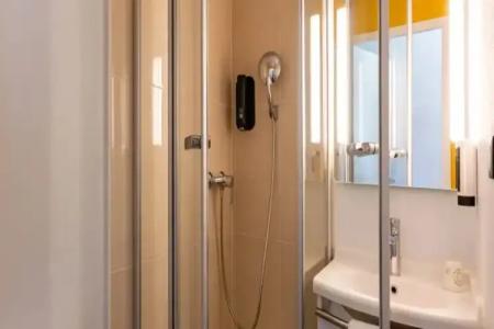 B&B Grenoble Centre Verlaine - 7