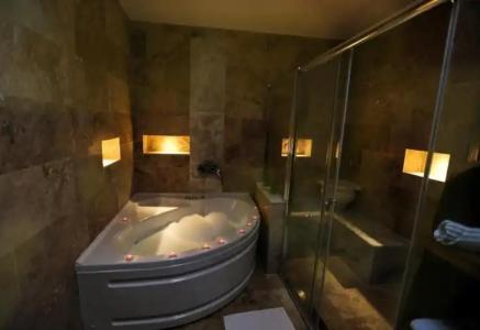 Turkish Cave House - 9