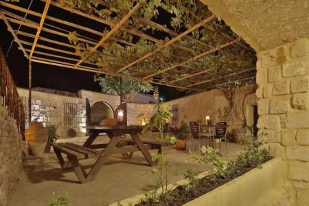 Turkish Cave House - 32