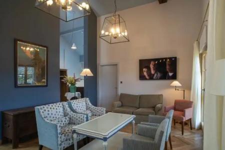 Le Manoir Au Lac - 86