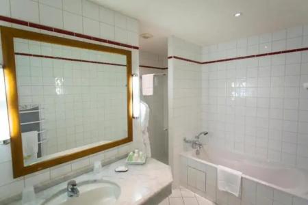 Le Manoir Au Lac - 42