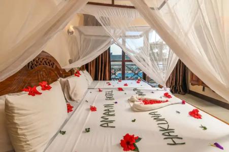 Amaan Beach Bungalows - 2